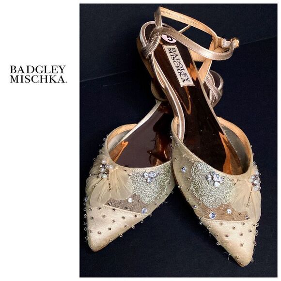 New. Badgley Mischka jeweled shoes. Size 5. Retails $240 - Picture 1 of 5